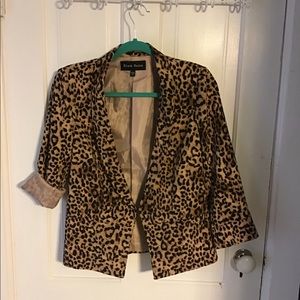 Trendy leopard print tuxedo jacket size M